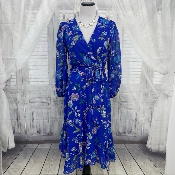 Jessica Howard Size 8 Blue Floral Pockets Handkerchief Hem Dress V Neck Sleeves - Picture 1 of 14